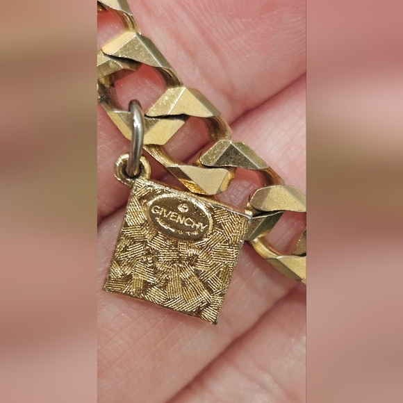 Givenchy Gold Chain Bracelet Vintage Rare Chain Link - Picture 3 of 7